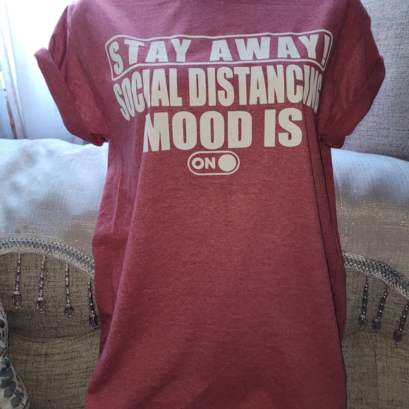 ⚘Graphic T shirt - Picture 4 of 6